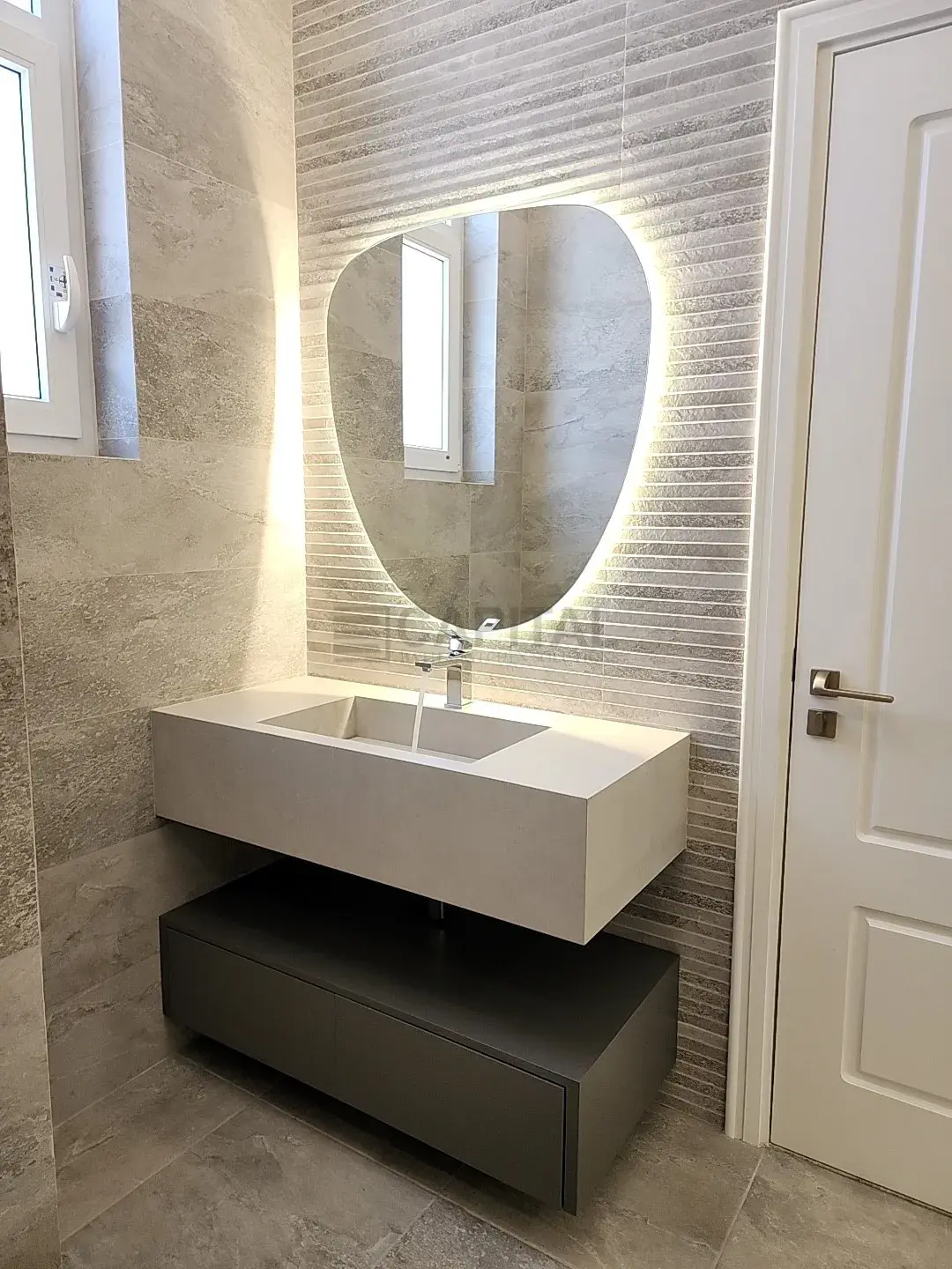 Metro Series Single Rectangular Basin Vanity with Matte Black Drawer