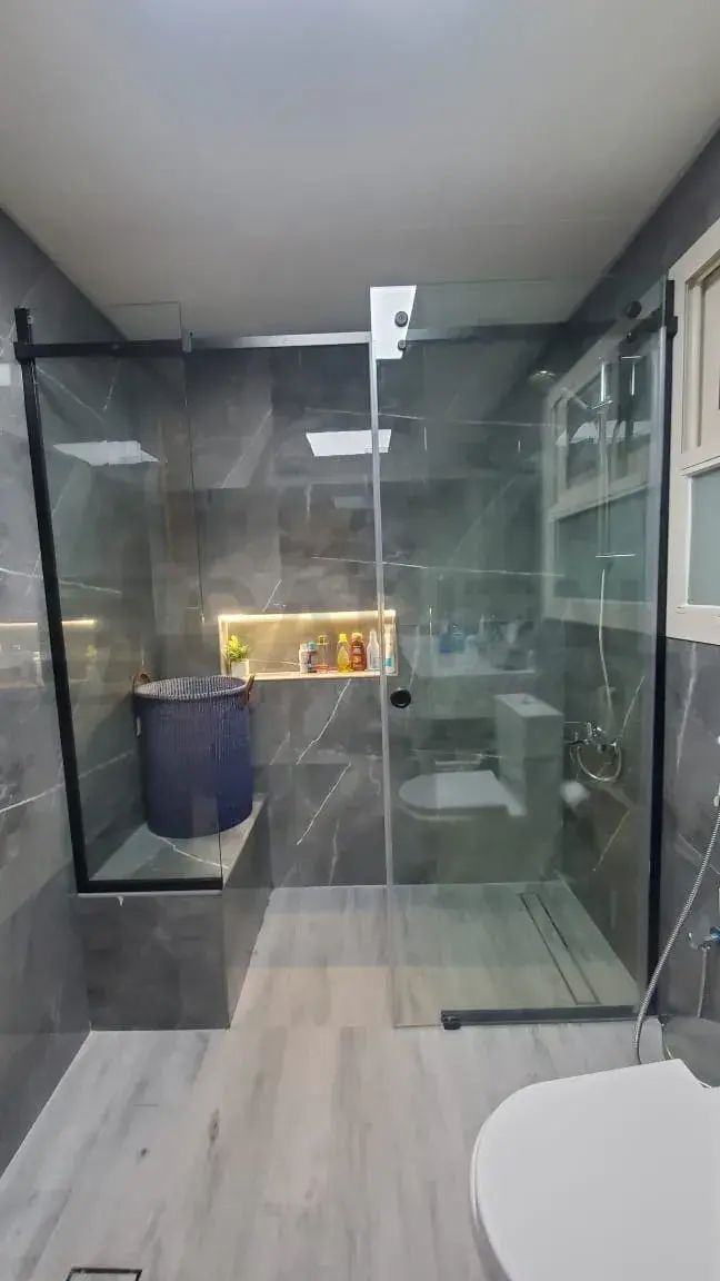 زجاج دش منزلق