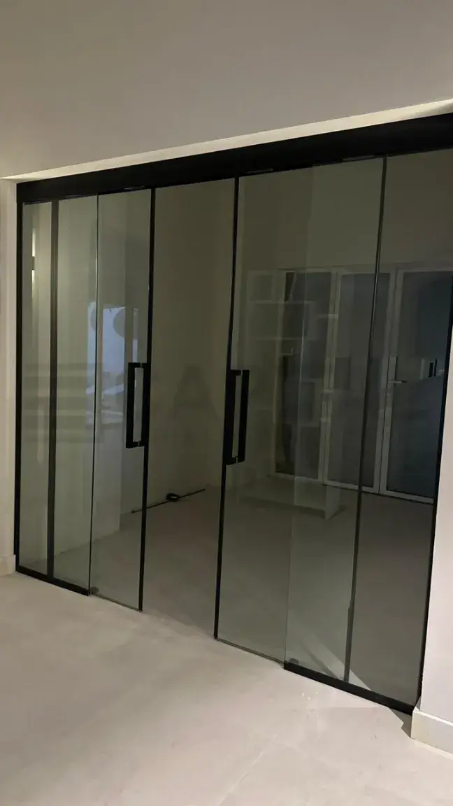 زجاج دش منزلق