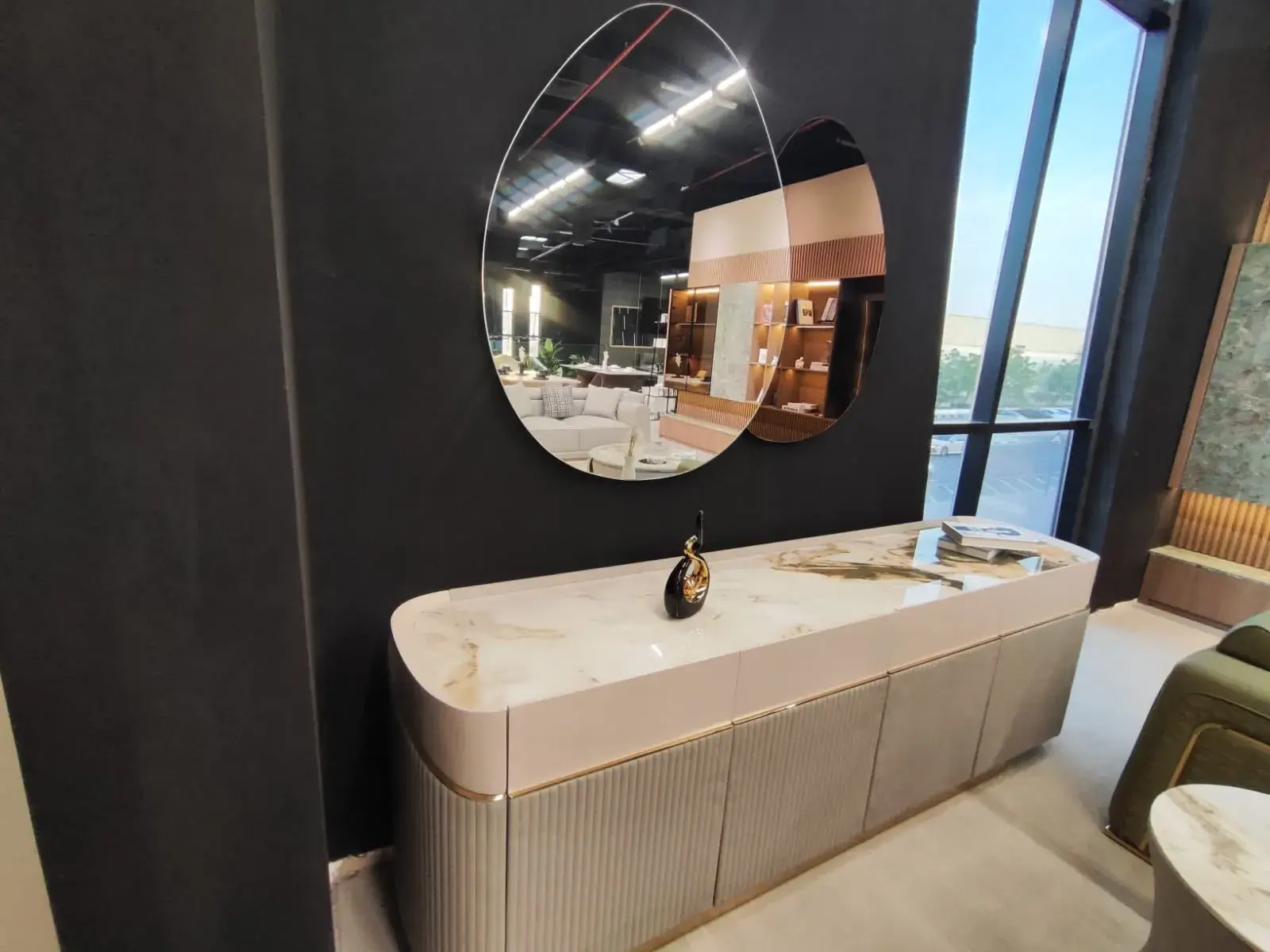 Elegant Console Table 2025 3D