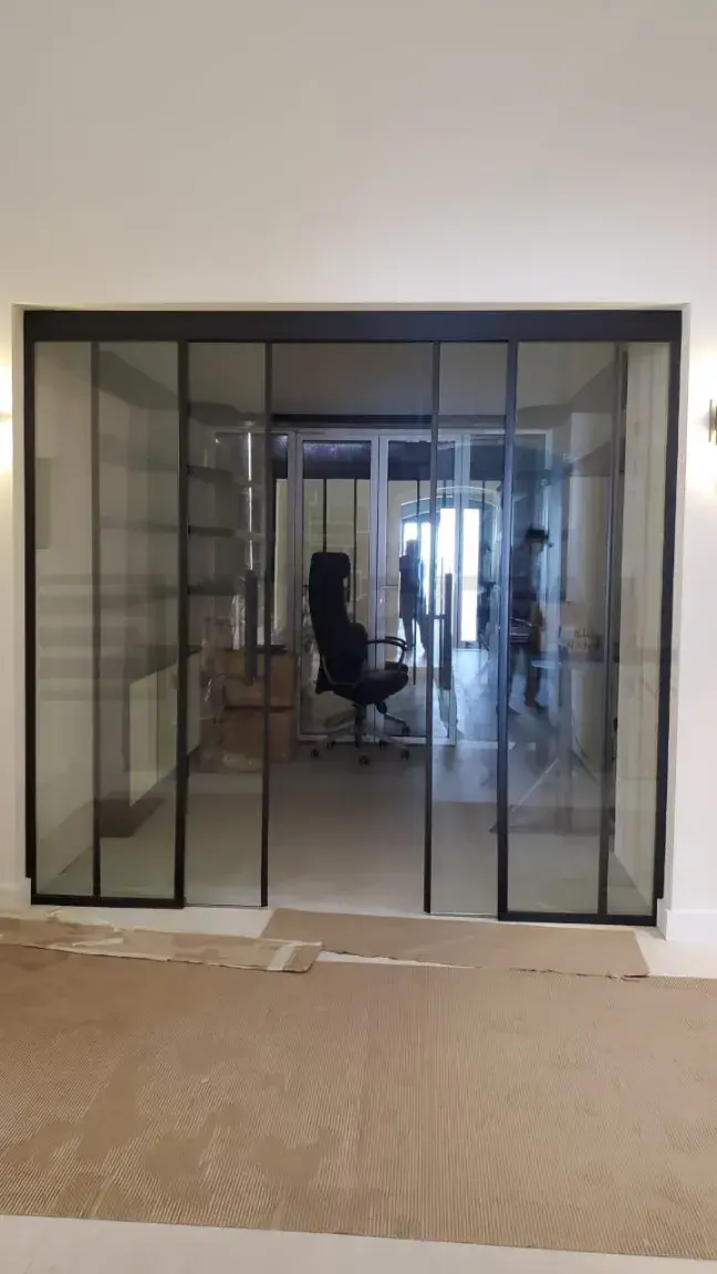 زجاج دش منزلق