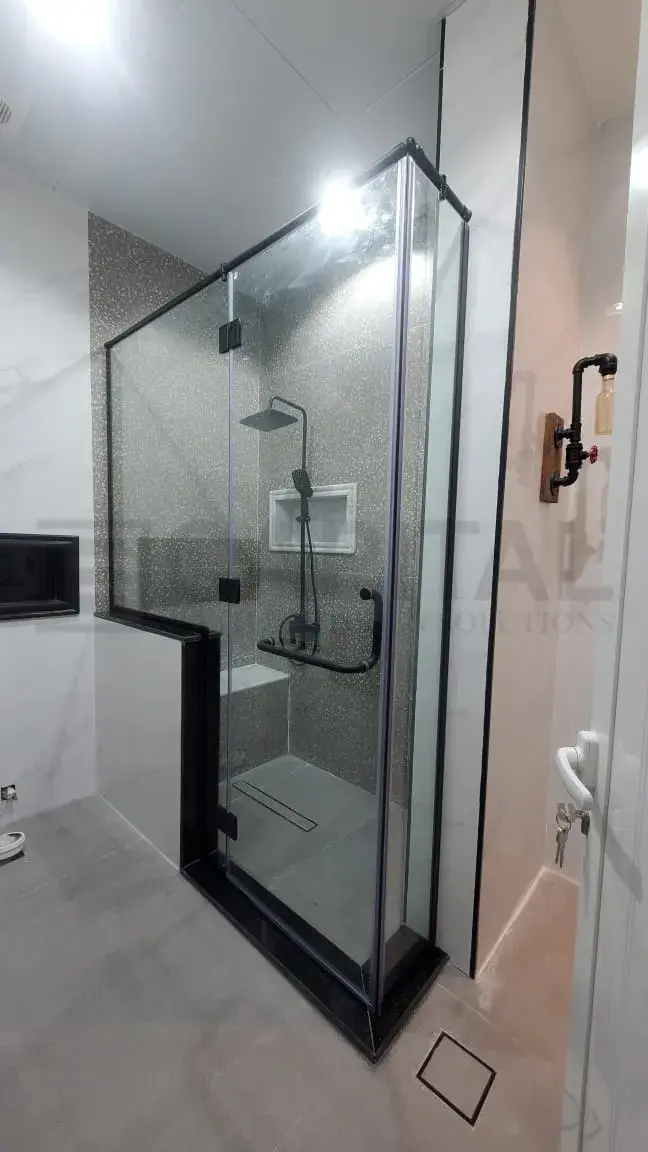 زجاج دش مفصلي