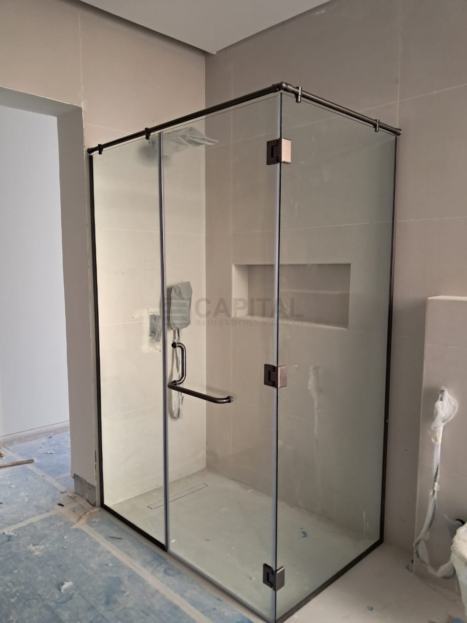 زجاج دش مفصلي