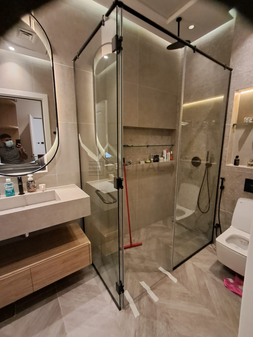 زجاج دش مفصلي